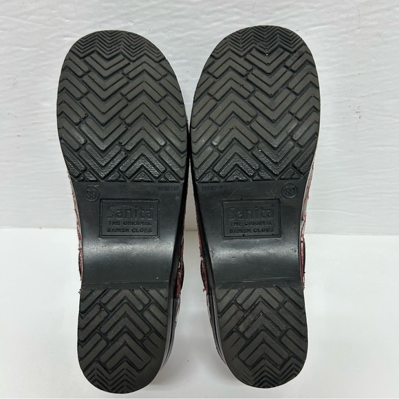 Sanita Danish Clogs EU 39 US 8.5 Maroon Leather Snake Skin Embossed Nursing Shoe - Picture 6 of 9